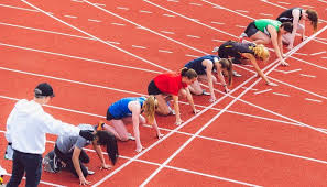 3000 metres steeplechase ）は、陸上競技の障害走の一種で、障害を通過しながら3000メートルを走るタイムを競う。 一般的に3000mscと表記され、「sc」とは「スティープルチェイス」（steeplechase）の略である。日本では3000m障害又はサンショーと略して呼ばれて. é™¸ä¸Š ã‚¹ã‚¿ãƒ¼ãƒˆãƒ€ãƒƒã‚·ãƒ¥ãŒè‚å¿ƒ ç¨®é¡žã‚„æŽ›ã'å£°ã‚'è§£èª¬