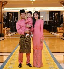 Kami sayang tok al fatihah semasa mstar / susulan dengan pelantikan itu, nama tengku ampuan pahan. Intip Aktivitas Para Bangsawan Dari Berbagai Belahan Dunia Selama Lockdown Merahputih