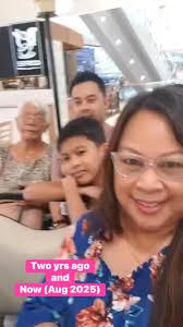 Gingerbread house with linlin :)