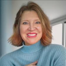 Alexandria Thayer's Instagram, Twitter & Facebook