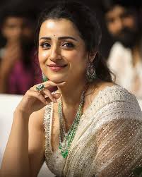 Ever gorgeous @trishakrishnan looks angelic in white saree ❤️😍 #Trisha  #TrishaKrishnan