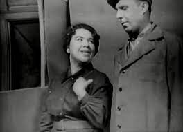 Но стоило ему выпить, начинал дебоширить. Kira Krejlis Petrova Aktrisa Filmografiya Zhivet Na Svete Zhenshina 1959 Sovetskie Aktrisy Kino Teatr Ru