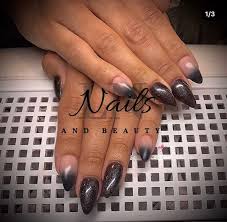 Services include mani, pedi, waxing, facials, eyelash lifts and extensions and more! Bar A Ongles Et Esthetique Studio Liscio