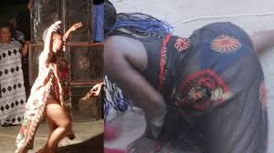 Vua dela tuone shanga kigoma cha ulugwai mp3 duration 4:12 size 9.61 mb. Baikoko Kigodolo Balaa Viuno Feni Malaya Kanga Moko Wacheza Uchi Mbele Ya Mashekhe