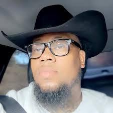 Duke Dennis Was Singing In Traffic And A Girl Realized It Was Him So She  Left Her Boyfriend To Go Dance With Him 😭 @snippethighlightstv . . .  #dukedennis #xbox #park #kcommunity #