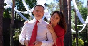 Думаю, мало хто відповів би ні на таку пропозицію. Spisok Kandidativ Do Kiyivradi Vid Radikalnoyi Partiyi Ocholila Druzhina Olega Lyashka Rosita Regionews Ua