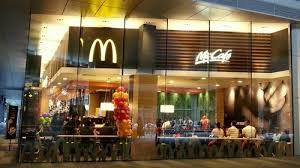 Order now and get it delivered to your doorstep with grabfood. Mcdonald S Restaurants In Singapore Locations Opening Hours Shopsinsg