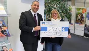 Bahnhofstraße 16, büdingen, 63654, germany. Sonderauslosung Brachte Geldregen Von Insgesamt 37 500 Euro Vr Bank Main Kinzig Budingen Eg Begluckwunscht Die Gewinner Erlensee Aktuell
