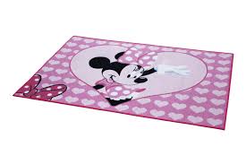 Minnie mouse is a cartoon character created in 1928 at walt disney animation studios. Minnie Maus Minnie Mouse Mit Herzen Rosa Kinderteppich Teppich Kinderteppich Kinder Teppich Spielteppich Darf In Keinem Kinderzimmer Fehlen 95 X 133 Cm Kuche Haushalt Wohnen Kinderteppiche Empecemos Org