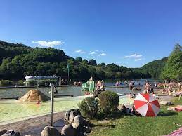 Die rurtalsperre schwammenauel mit einem fassungsvermögen von 205 mio cbm ist eine der größten talsperren deutschlands. Schonstes Freibad Rursee Naturerlebnisbad Einruhr Simmerath Reisebewertungen Tripadvisor