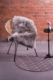 Stuhl fell ikea, stuhl fell ikea wohnzimmer ikea neu wohnzimmer ikea 0d, stuhl fell budm stuhl mit fell beautiful cuddly with with, felle & fellteppiche ♥ online kaufen in 2020 haus deko, ikea weißes fell skruvsta stuhl beleg abdeckung Mit Einem Fell Auf Stuhl Oder Sessel Kuschelig Warm In Herbst Und Winter Starten Die Einrichtungsidee Im Skandi Style Jetzt Da Schaffell Korbsessel Stuhle