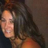 Lori Rodrigues's Instagram, Twitter & Facebook