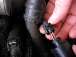 An engine wiring harness is a group of wires that transmits electricity to various parts of your vehicle. How To Replace Broken Wire Harness Clips Or Connectors On Audis And Vws Axleaddict A Community Of Car Lovers Enthusiasts And Mechanics Sharing Our Auto Advice