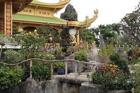 Đại nam văn hiến is a tourism complex in bình dương province, vietnam. Dai Nam Van Hien Tourist Complex Vietnam S First Safari Park
