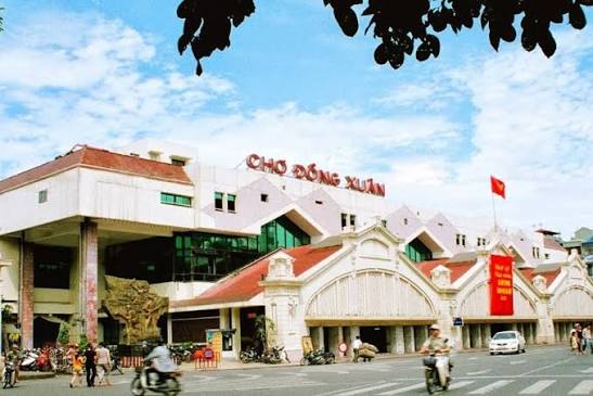 Khám phá chợ Đồng Xuân – Khu chợ sầm uất bậc nhất thủ đô