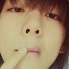 2am officially debuted on july 11, 2008, under jyp entertainment, with the single. Bts Mole Collarbone On Twitter Http T Co Zgcjtvtbhf