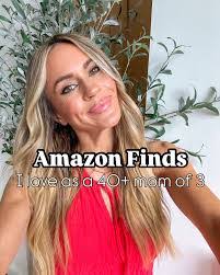 Kate Rose's Instagram, Twitter & Facebook