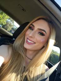 ❤️tssoul.com❤️ I'm Lina, 26. I'm a trans woman who enjoys wandering into  quiet bookstores and leaving with more ideas than I can carry. I love slow  afternoons, unplanned walks, and letting the