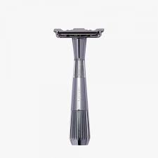 They've manufactured a razor that accepts half de blades in an array from one to three which acts like the modern cartridge razor. Leaf Shave Twig Razor Chrome Woodberg
