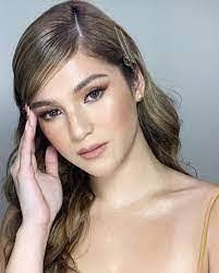 Terrie Rivera's Instagram, Twitter & Facebook