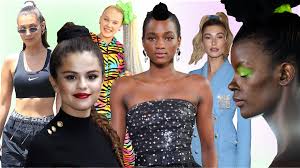 See full list on theaestheticedge.com Scrunchies Are 2019 S Biggest Fashion Trend Here S How They Came Back In Style Teen Vogue