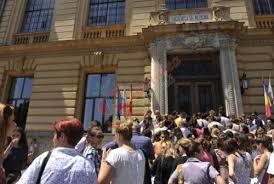 Rezultate rezidenţiat 2019 umf bucuresti emoţii pentru 3200 de rezultate rezidentiat 2019 iasi concurenţă mare la umf iasi rezultate rezidențiat 2018 umf cluj napoca afișare note dcnews Promovabilitate De 100 La Examenul De LicenÈÄ De La Umf Carol Davila SÄnÄtatea BuzoianÄ