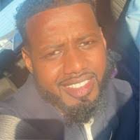 Liban Ali's Instagram, Twitter & Facebook