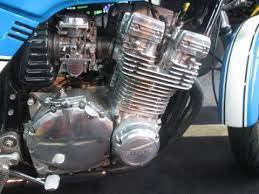 How To Polish An Aluminum Engine Youtube Motorcycle Repair Yamaha Dirt Bikes Engineering