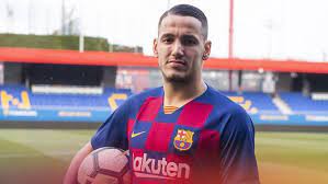 Barcelona dominated possession, not much of a surprise given gimnastic were reduced to ten men in the 38th minute after alex quintanilla urionabarrenetxea saw a red card. Albacete El Barcelona B Ficha A Rey Manaj Y Le Pone Una Clausula De Rescision De 50 Millones Marca Com