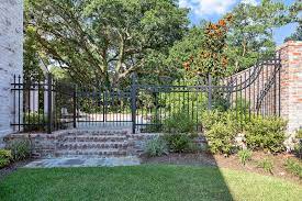 228 likes · 2 were here. South Baton Rouge Traditional Landscape New Orleans By Ecoregions Houzz