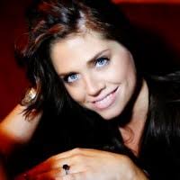 Kelly Vandiver's Instagram, Twitter & Facebook