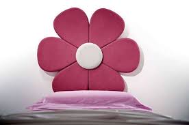 La testiera per letto singolo dev'essere innanzitutto resistente; Testiere Letto Singolo Foto Design Mag