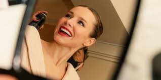 Kristen Bell's 2025 Golden Globes Makeup: All the Exclusive Details