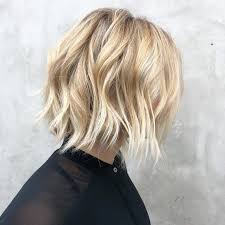 Feel a short hair, couldn't care less! vibe crawling up on you? Pin On Hair Thick Bob