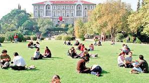 Ülkede her 5 üniversite mezunundan birisinin işsiz kalmasını kabullenemeyen, kendisini kardeşi, ülkesi ve değerleri için geliştirmeye çaba sarf edendir anadolu gençli̇k! Universite Adaylarina Oneriler 20 Maddede Dogru Tercih Egitim Haberleri