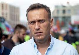 Alexej nawalny ist in einer berüchtigten russischen strafkolonie inhaftiert. Russland Alexej Nawalny Auf Intensivstation Offenbar Vergiftet Der Spiegel