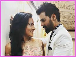 Watch Tv Actor Shabir Ahluwalia Takes His Wife Kanchi Kaul On A Romantic Auto Drive Kanchi kaul popularity on social media. watch tv actor shabir ahluwalia takes