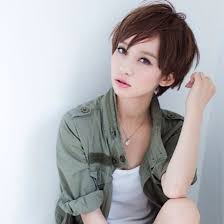 ボーイッシュ女子にオススメ ハンサムショートが超おしゃれ peachy ピーチィ ライブドアニュース japanese short hair short hair styles asian short hair