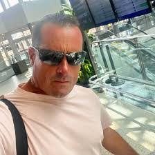 Dave Luecke's Instagram, Twitter & Facebook