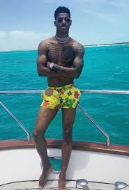 As of 2021, his son, marcus rashford's worth is $80 million. Marcus Rashford Bio Age Career Partner Award Wealth Height Twitter