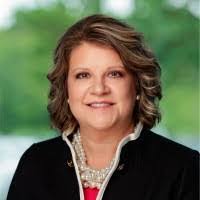 Stacey Ely's Instagram, Twitter & Facebook