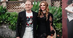 Дружина ляшка ірина володіє квартирою в київській області площею 110,9 кв. Pidozra Medvedchuku Oksana Marchenko Zayavila Pro Povernennya Dodomu Razom Z Cholovikom