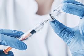 France started administering the pfizer/biontech vaccine on sunday, beginning with staff and residents in care homes and those considered at risk of developing severe symptoms of the virus. Vaccination Covid Du Frontalier Suisse Ou France Blog Suisse Residents Frontaliers