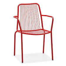 Today, we are going to show you a list of dining areas that used wire chairs in them. Metal Wire Outdoor Dining Chair With Armrest Modern Loft Retro