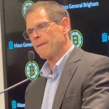 Spittin' Chiclets fire back at the Bruins over Jeremy Swayman reports,  calling it a 'slap in the face' by the GM 👀 Paul Bissonnette and Ryan  Whitney have finally responded to Bruins