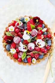 Tarte Fruits Rouges Cremeux Citron Sur Fond Aux Noix Quatre Saisons Au Jardin Tarte Fruits Rouges Tarte Aux Fruits Recettes De Cuisine