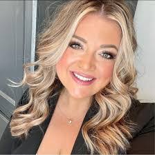 Meredith Rubenstein's Instagram, Twitter & Facebook