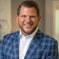 Justin Holder's Instagram, Twitter & Facebook