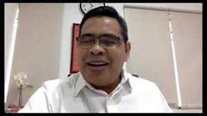 Umur 47 tahun) adalah seorang guru besar dalam ilmu hukum pidana di universitas gajah mada, yogyakarta. 1 Ilmu Hukum Edward Eddy Omar Sharif Hiariej Youtube