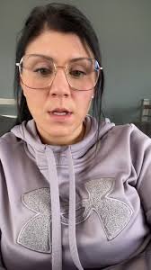 C’est quoi tes vidéos toi ? #fyp #youtube #wtf #momofthree #tda